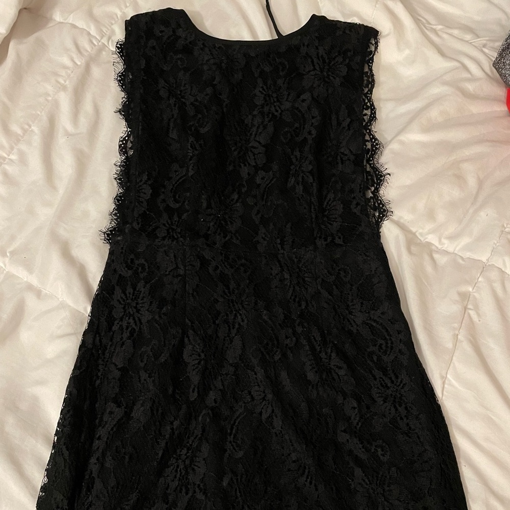 Open back lace dress